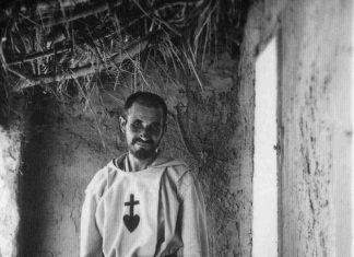 Charles de Foucauld: astroportrét
